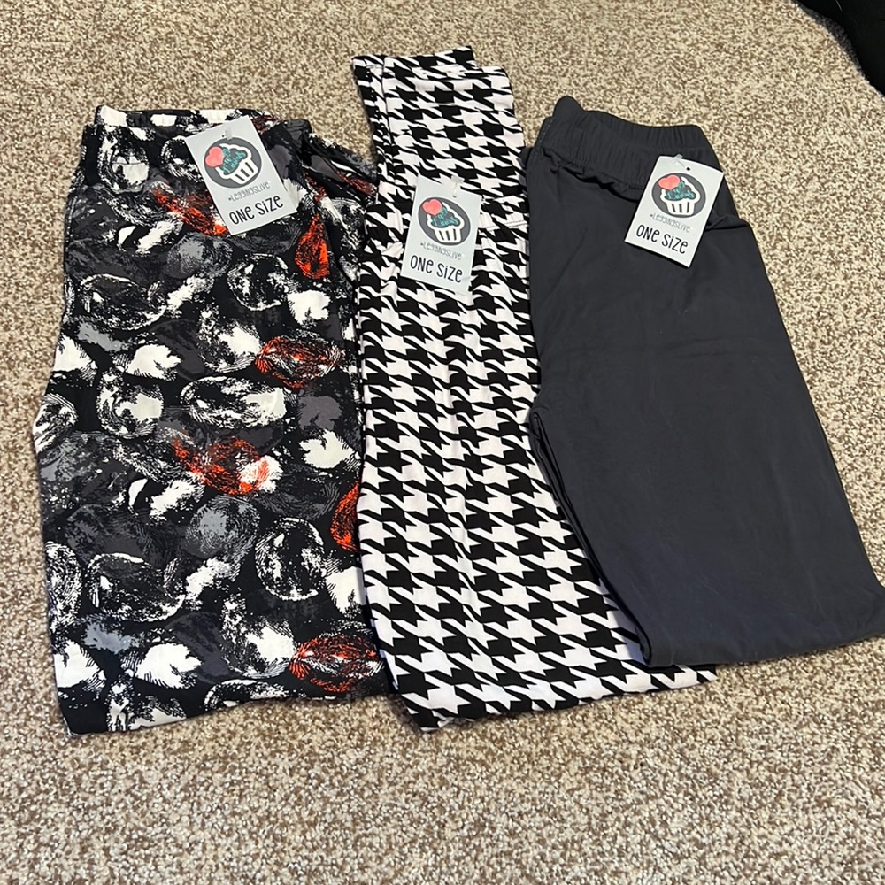 Pack of 3 printed leggings.